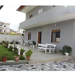 Diar Sea House