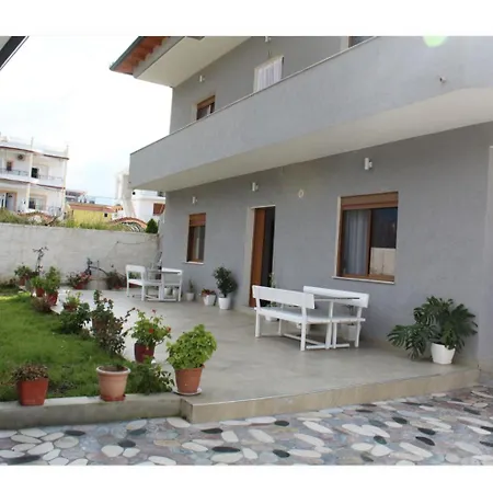 Diar Sea House